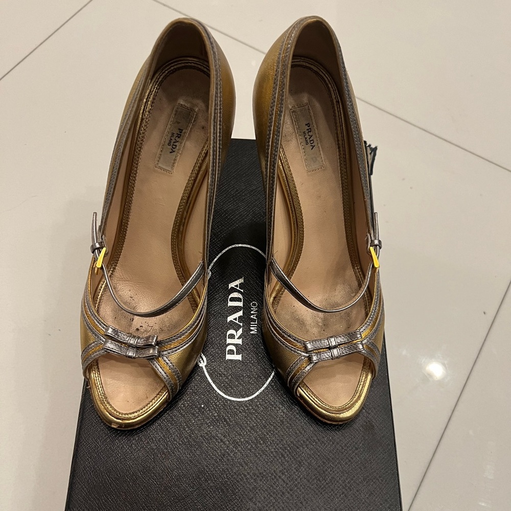 Prada 100% authentic Shoes.
